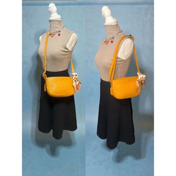 VTG Coach Sonoma Mini Zip 4313 Marigold Natural Grain Leather Crossbody Bag 90s - Picture 2 of 8